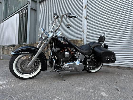 HARLEY-DAVIDSON SOFTAIL DELUXE HARLEY-DAVIDSON SOFTAIL DELUXE